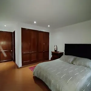 Habitación en casa particular Privada Alameda Club House 134 Usaquen, Bogotá